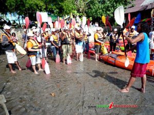 265128_235950066430301_4545181_n