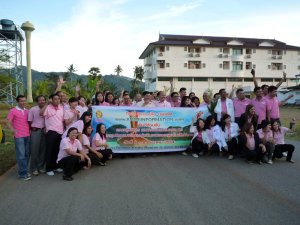 555394_424520080906631_2141579781_n